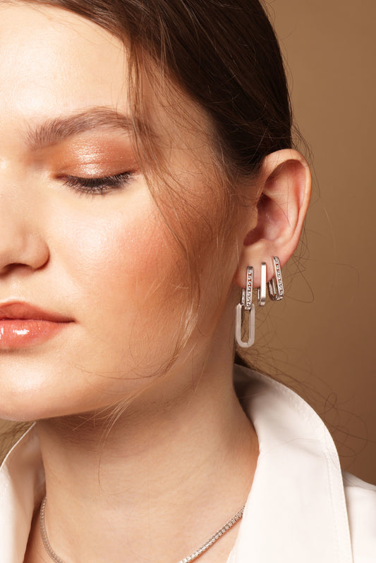 Diamond Oval Single Hoop